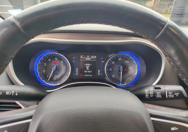 Chrysler Pacifica cena 114000 przebieg: 114000, rok produkcji 2019 z Lubin małe 172